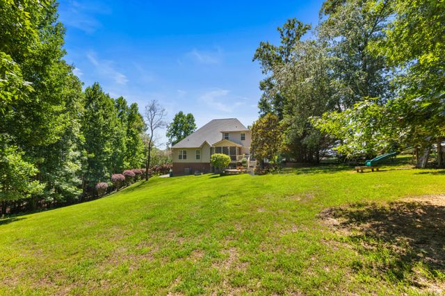 939 Brooke Stone Drive, Soddy Daisy, TN 37379