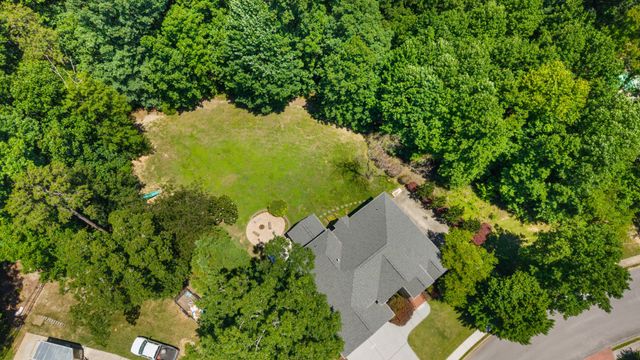 939 Brooke Stone Drive, Soddy Daisy, TN 37379