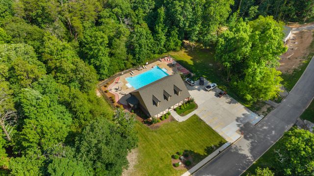 939 Brooke Stone Drive, Soddy Daisy, TN 37379