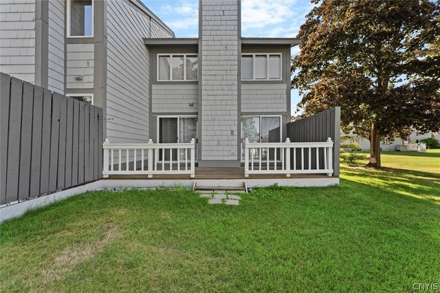 440 Summerhaven Drive North, Manlius, NY 13057