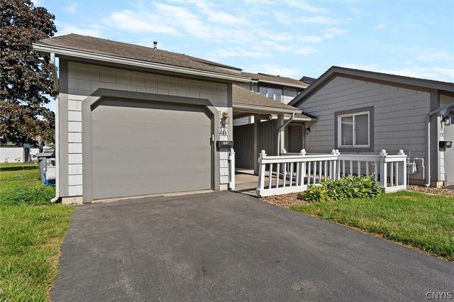 440 Summerhaven Drive North, Manlius, NY 13057