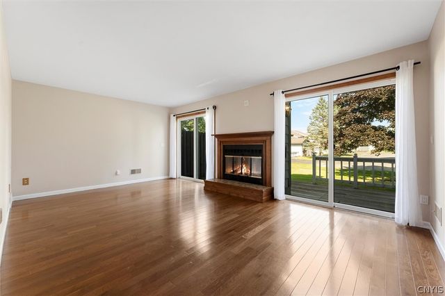 440 Summerhaven Drive North, Manlius, NY 13057