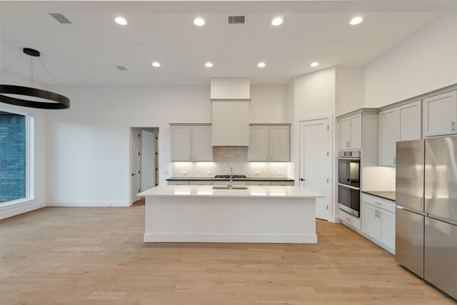 6715 Lakeview Drive, Mckinney, TX 75071