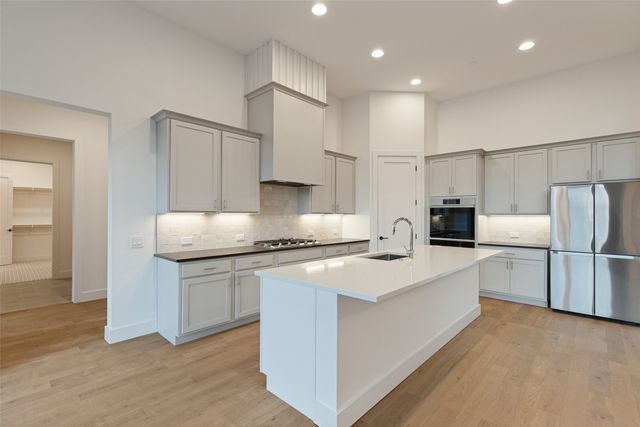 6715 Lakeview Drive, Mckinney, TX 75071