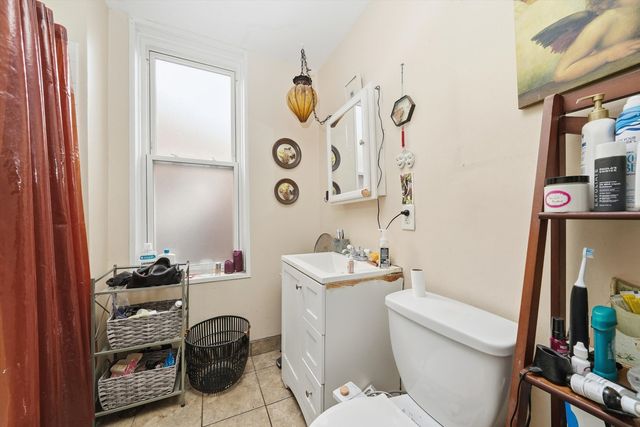 3136 W Logan Boulevard, Chicago, IL 60647