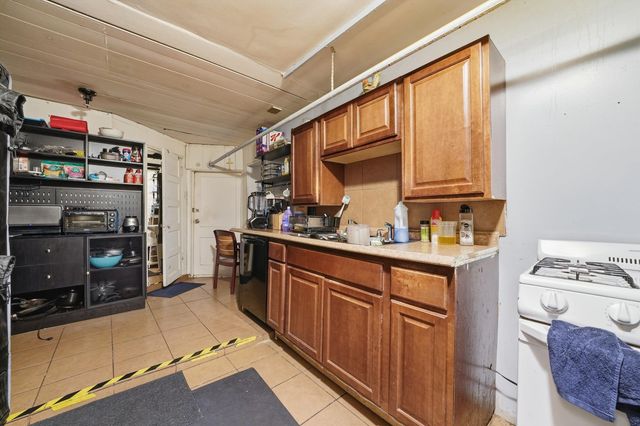 3136 W Logan Boulevard, Chicago, IL 60647