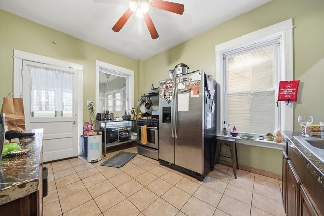 3136 W Logan Boulevard, Chicago, IL 60647