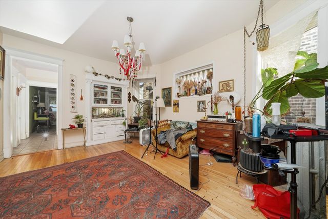 3136 W Logan Boulevard, Chicago, IL 60647