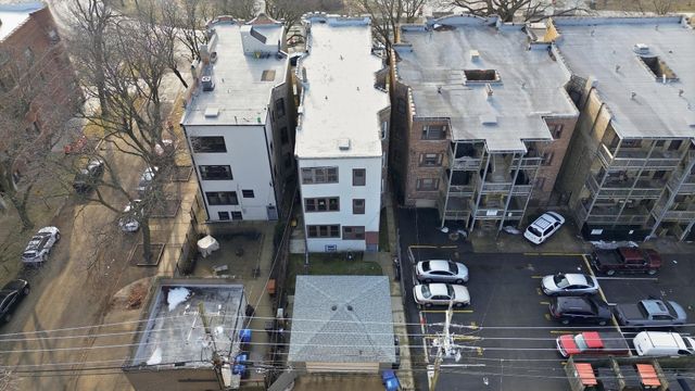 3136 W Logan Boulevard, Chicago, IL 60647