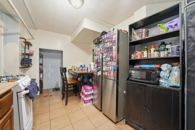 3136 W Logan Boulevard, Chicago, IL 60647