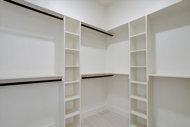 2634 Bainbridge Drive, Dallas, TX 75237