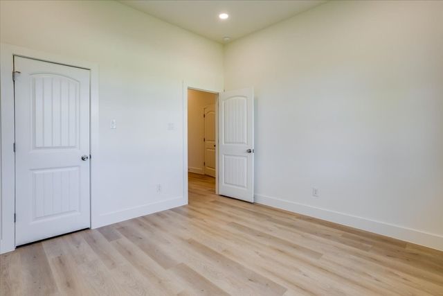 2634 Bainbridge Drive, Dallas, TX 75237