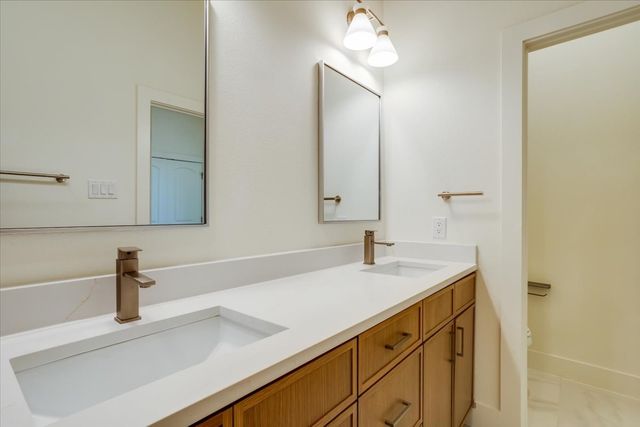 2634 Bainbridge Drive, Dallas, TX 75237