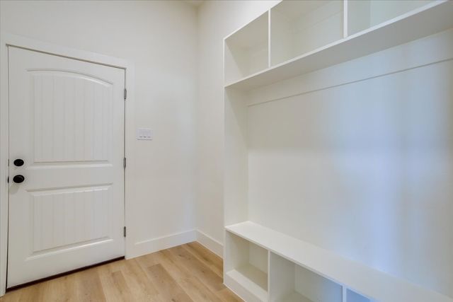 2634 Bainbridge Drive, Dallas, TX 75237