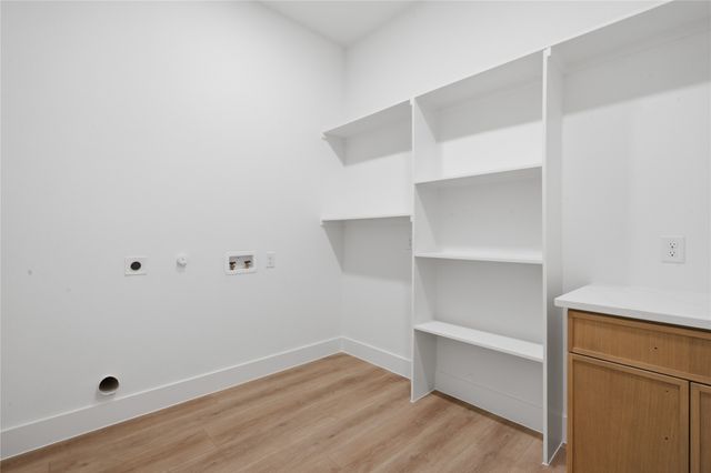 2634 Bainbridge Drive, Dallas, TX 75237