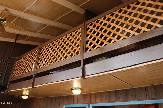 154 Old Stone Drive, Clintwood, VA 24228