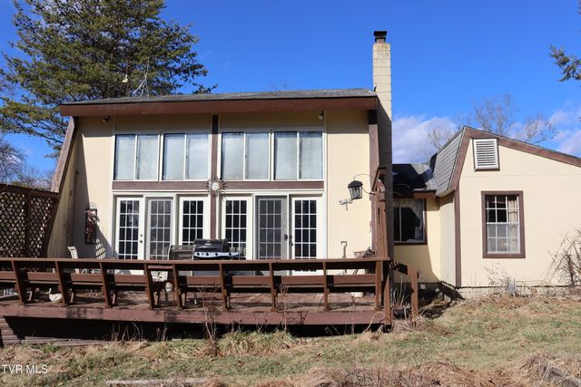 154 Old Stone Drive, Clintwood, VA 24228