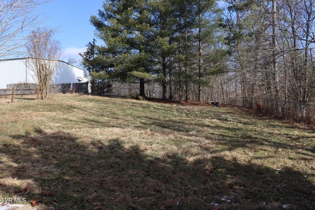 154 Old Stone Drive, Clintwood, VA 24228