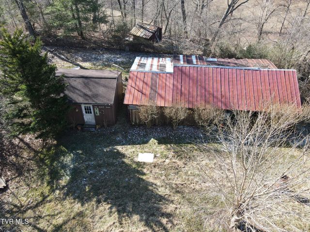 154 Old Stone Drive, Clintwood, VA 24228