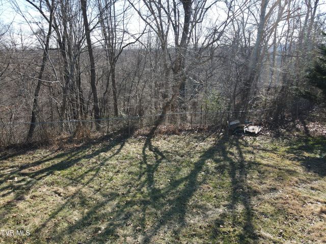 154 Old Stone Drive, Clintwood, VA 24228