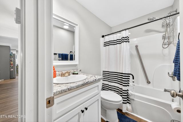 260 Rugby Rd, Crossville, TN 38558