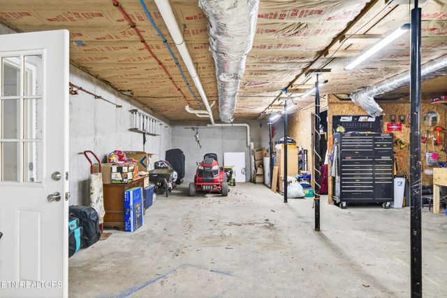 260 Rugby Rd, Crossville, TN 38558