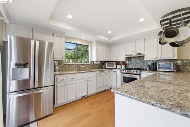 23195 Seminole Dr., Columbia, CA 95310