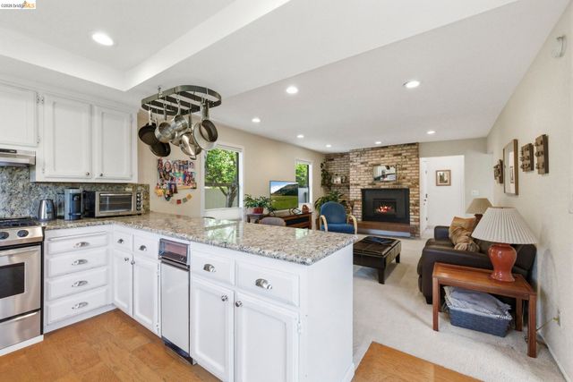 23195 Seminole Dr., Columbia, CA 95310