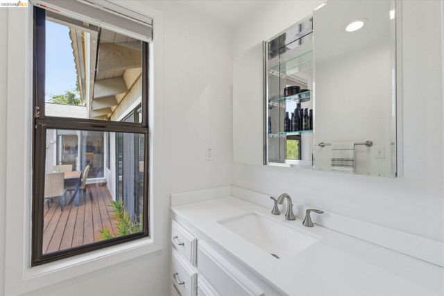 23195 Seminole Dr., Columbia, CA 95310