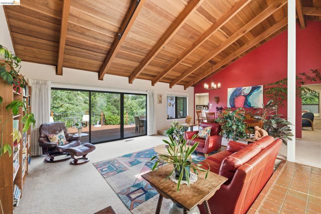 23195 Seminole Dr., Columbia, CA 95310