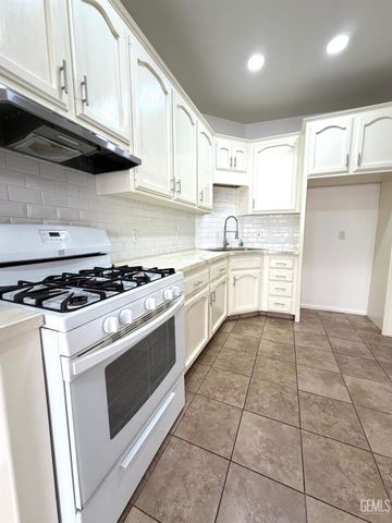 3508 Sampson Court B, Bakersfield, CA 93309