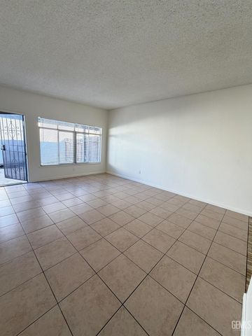 3508 Sampson Court B, Bakersfield, CA 93309