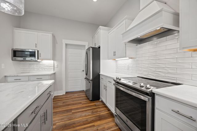 286 Star Hill Drive, Cape Carteret, NC 28584