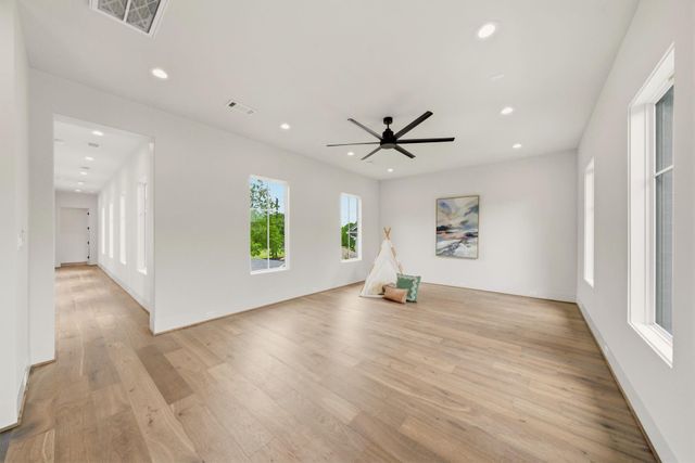 2015 Harvard Street, Houston, TX 77008