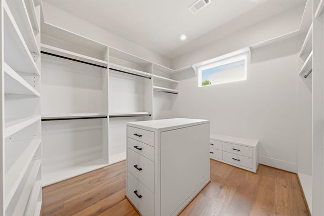 2015 Harvard Street, Houston, TX 77008