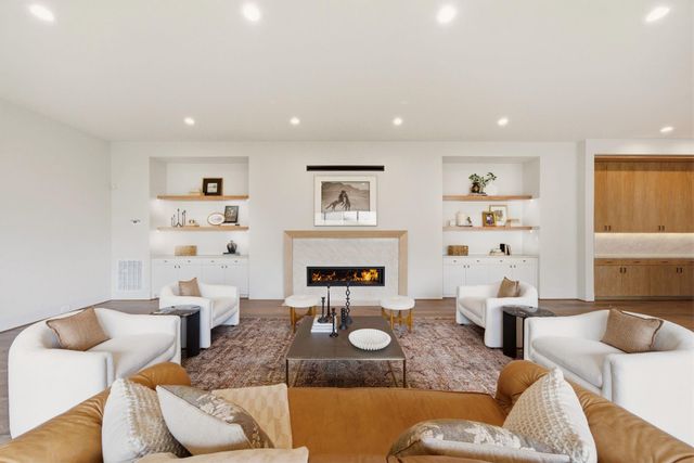 2015 Harvard Street, Houston, TX 77008