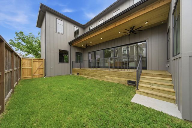 2015 Harvard Street, Houston, TX 77008