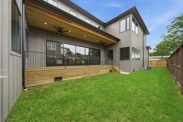 2015 Harvard Street, Houston, TX 77008
