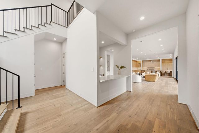 2015 Harvard Street, Houston, TX 77008