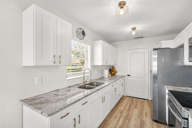 8706 OSAGE DRIVE, Tampa, FL 33634