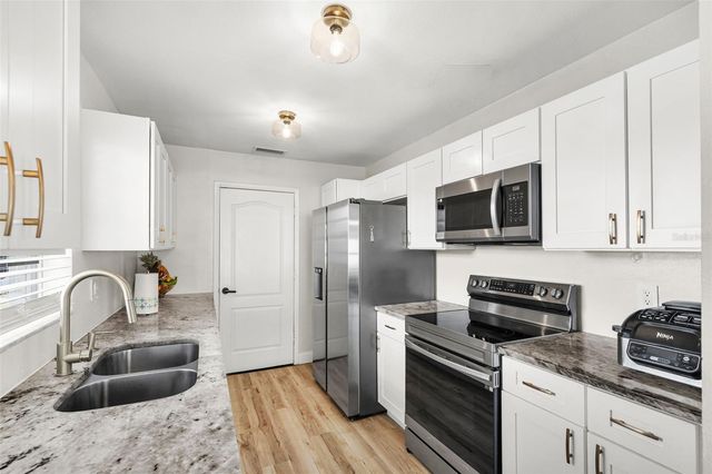 8706 OSAGE DRIVE, Tampa, FL 33634