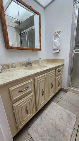 2821 Somerset Dr 400, Lauderdale Lakes, FL 33311