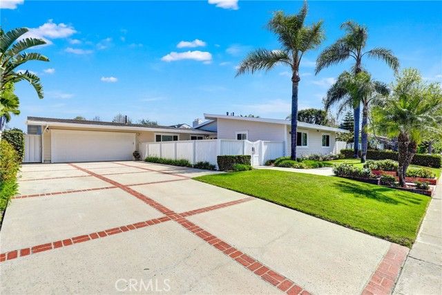 1112 Westcliff Drive, Newport Beach, CA 92660