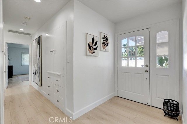 1112 Westcliff Drive, Newport Beach, CA 92660