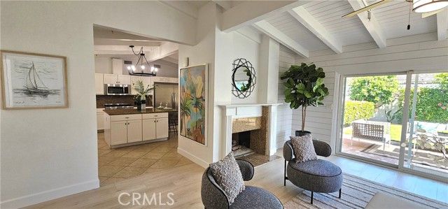 1112 Westcliff Drive, Newport Beach, CA 92660