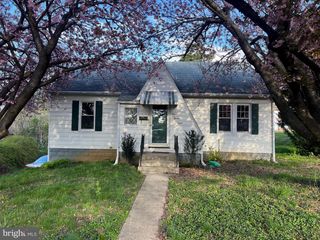 128 FRICK AVE, Waynesboro, PA 17268