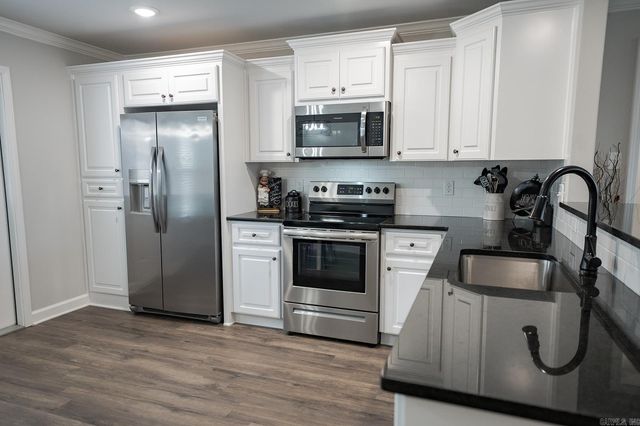 606 Macy Ln, Beebe, AR 72012