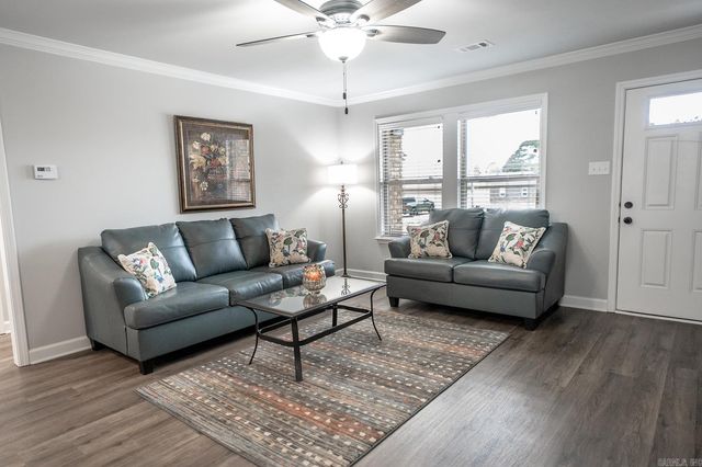 606 Macy Ln, Beebe, AR 72012