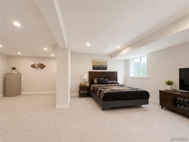 189 Sandstone Circle, Grand Island, NY 14072