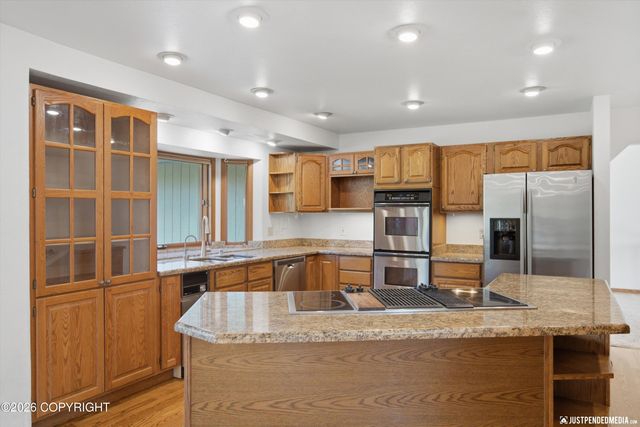 6700 Marquez Circle, Anchorage, AK 99516